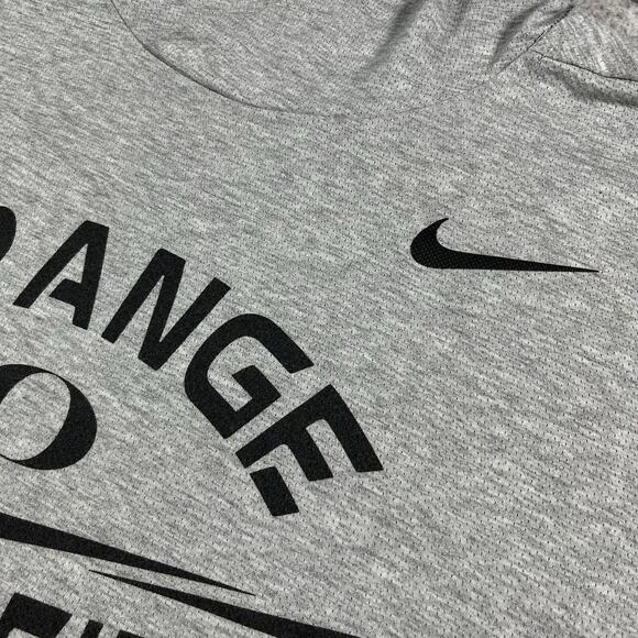 Oregon Ducks Pullover Mens M Nike Long Sleeve Dri-Fit Lightweight Track Field - Picture 10 of 13